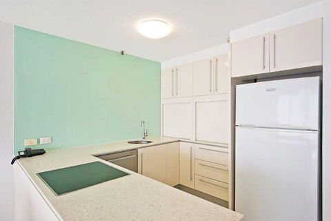Surfers International Apartments - Darwin Holiday 22