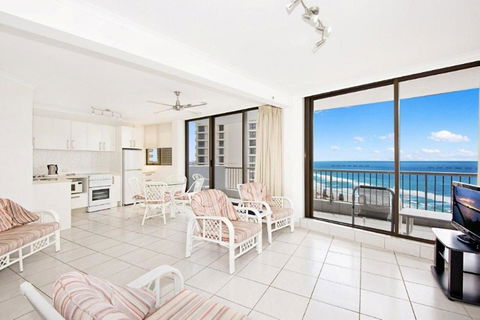 Surfers International Apartments - Darwin Holiday 17