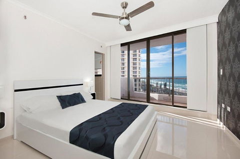 Surfers International Apartments - Darwin Holiday 36