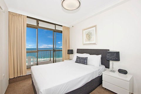 Surfers International Apartments - Darwin Holiday 19