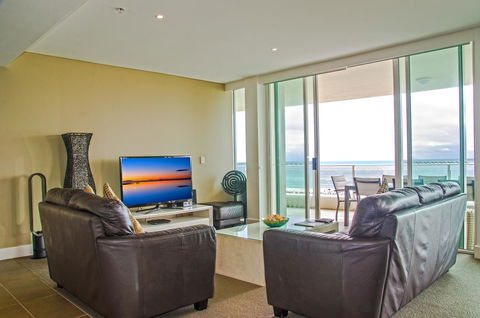 Kirra Surf Apartments - Darwin Holiday 32