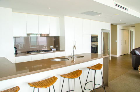 Kirra Surf Apartments - Darwin Holiday 31