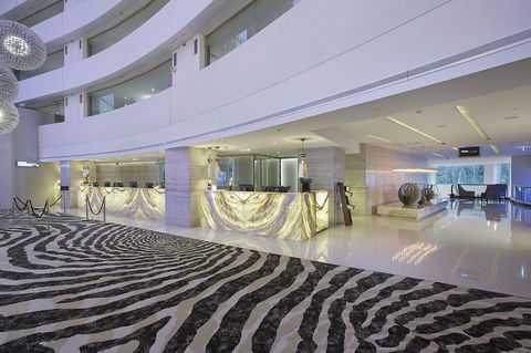 The Star Grand At The Star Gold Coast - Darwin Holiday 14