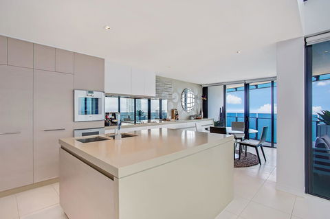 Peppers Soul Surfers Paradise - Darwin Holiday 35