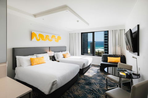 Voco Gold Coast, An IHG Hotel - Darwin Holiday 18