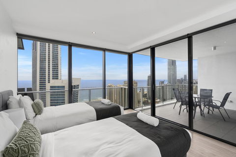 Circle On Cavill - Gclr - Darwin Holiday 42