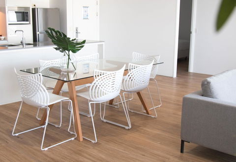 Circle On Cavill - Gclr - Darwin Holiday 14