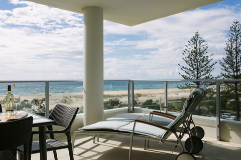 Pure Kirra - Darwin Holiday 1