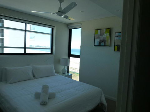 Pure Kirra - Darwin Holiday 19