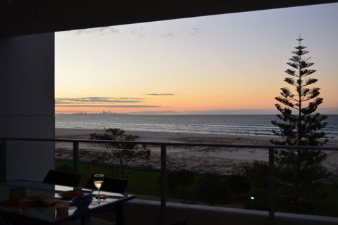 Pure Kirra - Darwin Holiday 18
