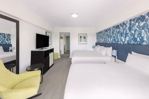 Vibe Hotel Gold Coast - Darwin Holiday 14