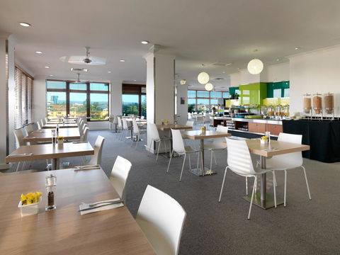 Vibe Hotel Gold Coast - Darwin Holiday 34