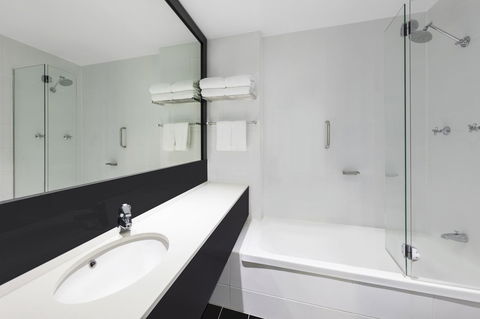 Vibe Hotel Gold Coast - Darwin Holiday 39