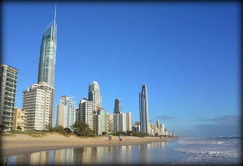 Moroccan Resort - HR Surfers Paradise - Darwin Holiday 1
