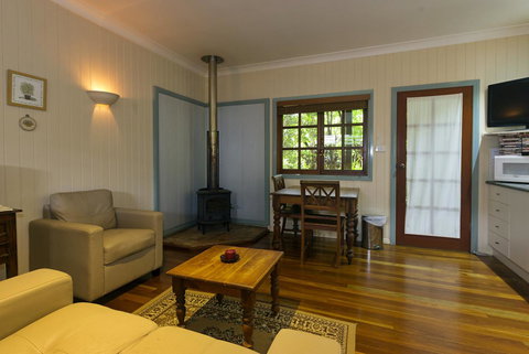 Allumbah Pocket Cottages - Darwin Holiday 30