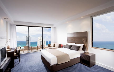 Crowne Plaza Surfers Paradise, An IHG Hotel - Darwin Holiday 5
