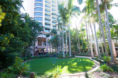 Crowne Plaza Surfers Paradise, An IHG Hotel - Darwin Holiday 26