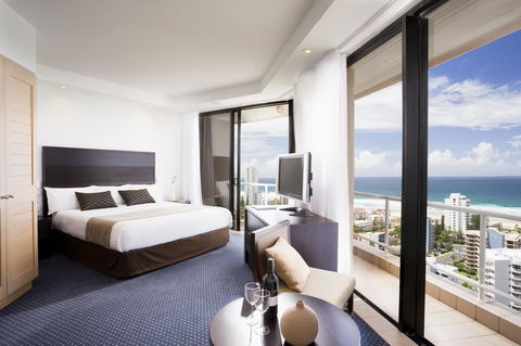 Crowne Plaza Surfers Paradise, An IHG Hotel - Darwin Holiday 14