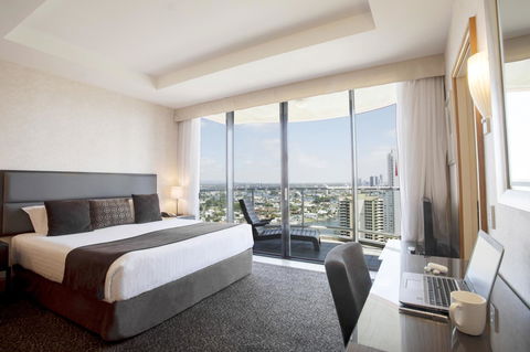 Crowne Plaza Surfers Paradise, An IHG Hotel - Darwin Holiday 30