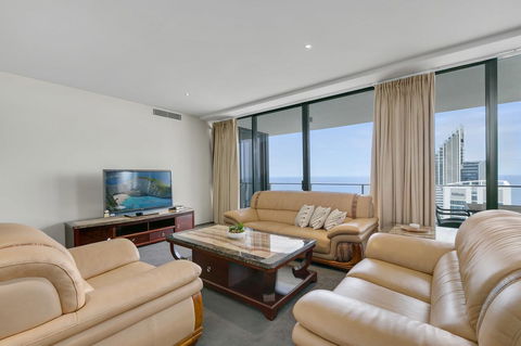 Circle On Cavill, Apartments And Sub Penthouses - We Accommodate - Darwin Holiday 1