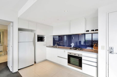 Circle On Cavill, Apartments And Sub Penthouses - We Accommodate - Darwin Holiday 9