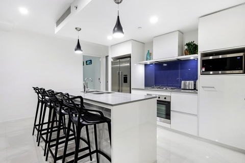 Circle On Cavill, Apartments And Sub Penthouses - We Accommodate - Darwin Holiday 33