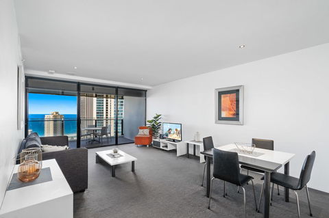 Circle On Cavill, Apartments And Sub Penthouses - We Accommodate - Darwin Holiday 8