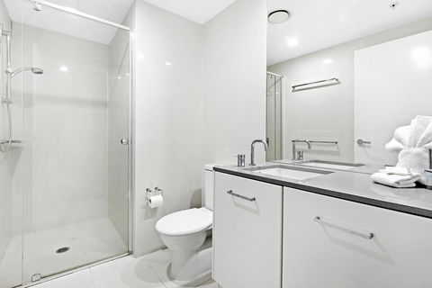 Circle On Cavill, Apartments And Sub Penthouses - We Accommodate - Darwin Holiday 38