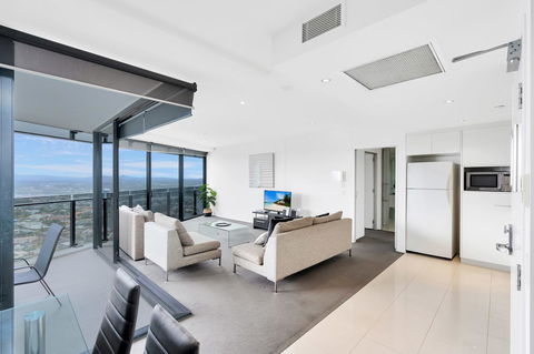 Circle On Cavill, Apartments And Sub Penthouses - We Accommodate - Darwin Holiday 14