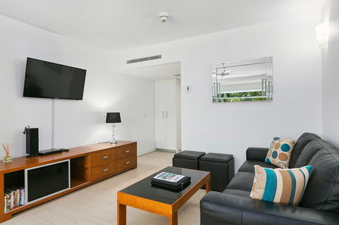 Palm Cove Beach Apartment - Darwin Holiday 18