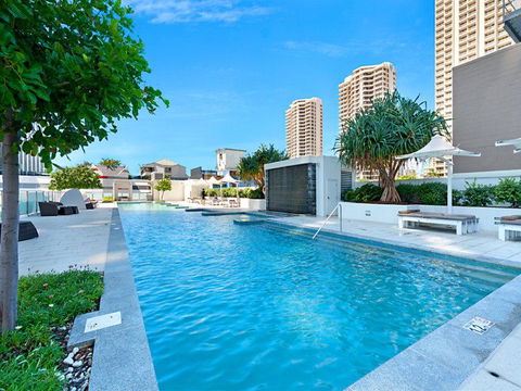 H Star Residences-- Paradise Stayz - Darwin Holiday 25