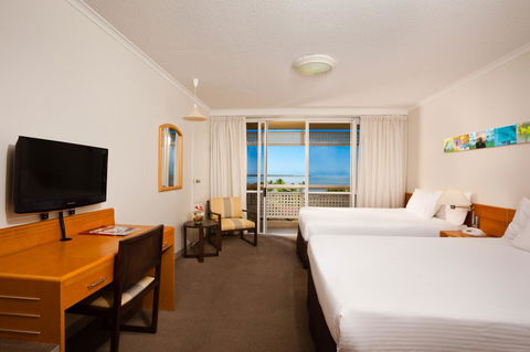 Cairns Harbourside Hotel - Darwin Holiday 21