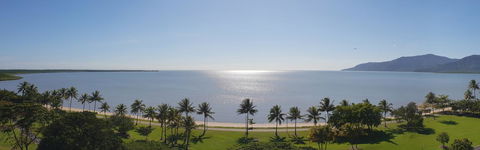 Cairns Harbourside Hotel - Darwin Holiday 8