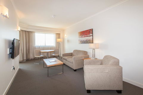 Central Cosmo Apartment Hotel - Darwin Holiday 16