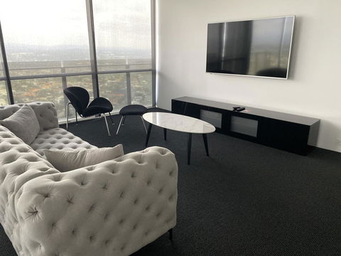 Circle On Cavill 2, 3, 4 & 5 Bedroom SkyHomes & SUB PENTHOUSES By Gold Coast Holidays - Darwin Holiday 42