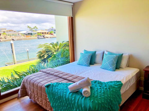 Riverfront Dream - Darwin Holiday 32