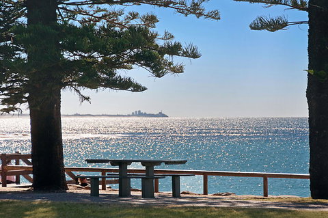 The Norfolks On Moffat Beach - Darwin Holiday 10