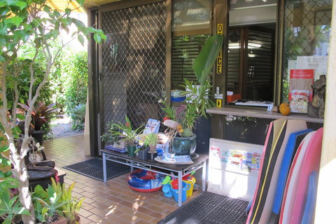 Grangewood Court Apartments - Darwin Holiday 16