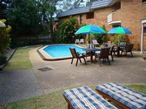 Noosa Yallambee Holiday Apartments - Darwin Holiday 2