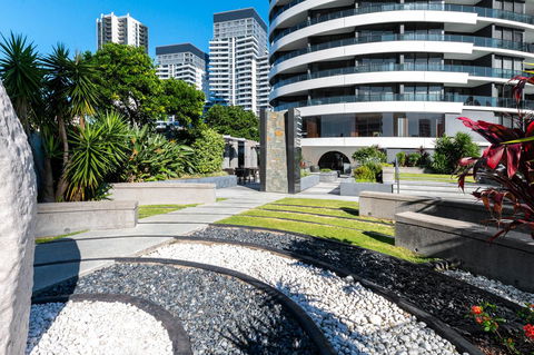 Peppers Broadbeach - Darwin Holiday 2