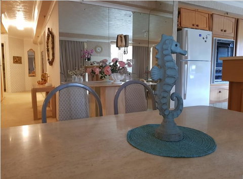 Gemini Court Holiday Apartments - Darwin Holiday 37