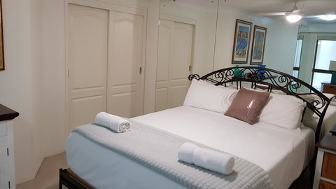 Gemini Court Holiday Apartments - Darwin Holiday 15