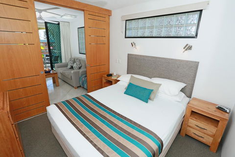 Beach Club Resort Mooloolaba - Darwin Holiday 24
