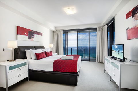 Ultra Broadbeach - Darwin Holiday 13