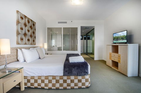 Ultra Broadbeach - Darwin Holiday 37