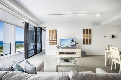 Ultra Broadbeach - Darwin Holiday 36