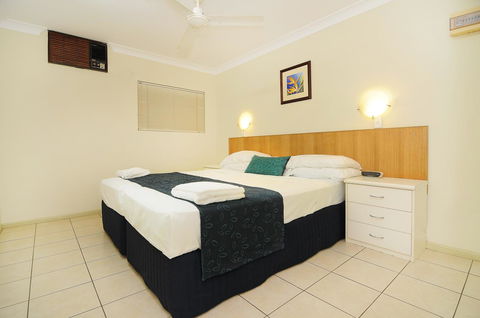 Cairns Queenslander Hotel & Apartments - Darwin Holiday 18