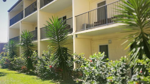 Cairns Queenslander Hotel & Apartments - Darwin Holiday 32