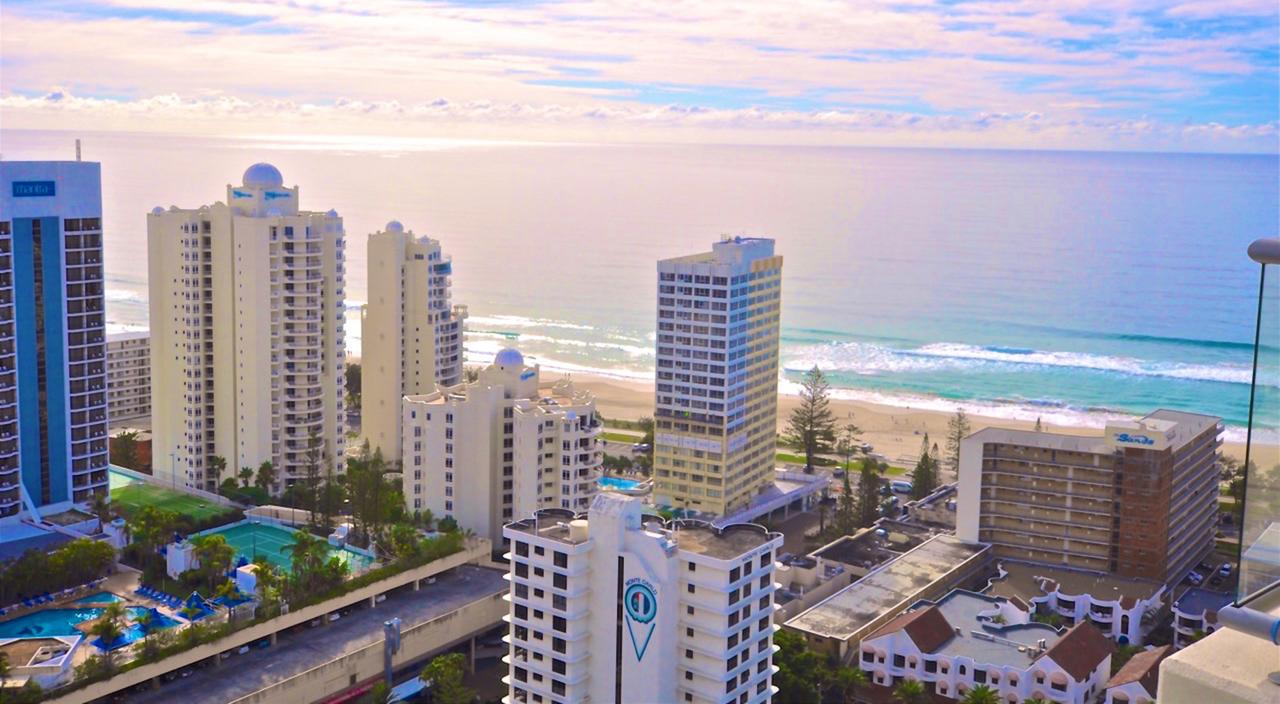 Surfers Paradise QLD Darwin Holiday
