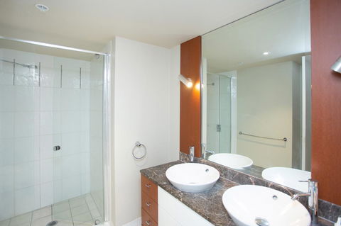 Chevron Renaissance - Private Apartments - Darwin Holiday 3